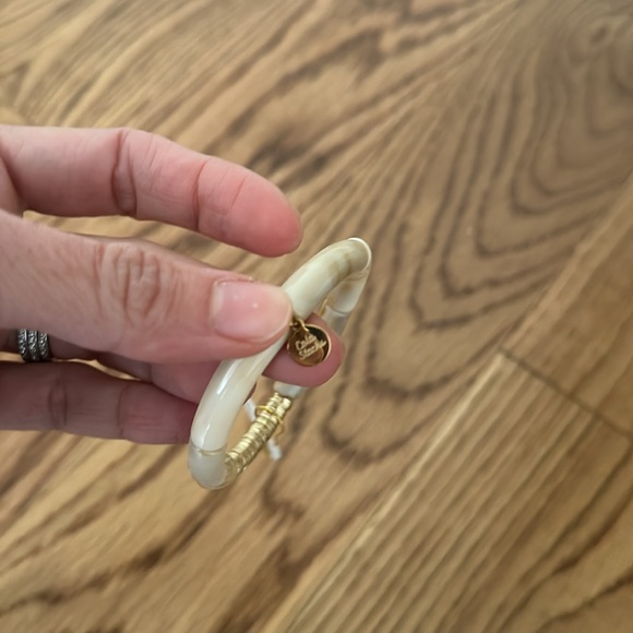 NWT- Cola Stacks Petite Florence Stretch Bracelet - Picture 3 of 5